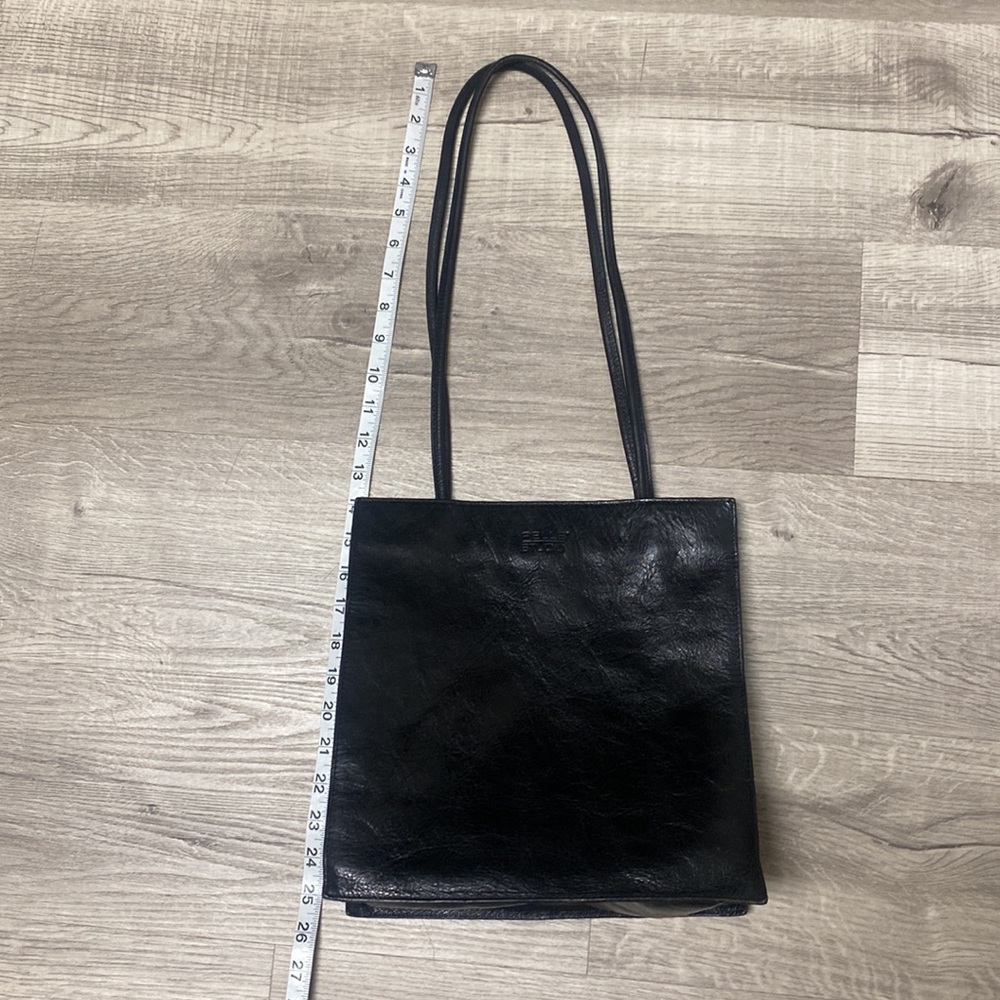 Wilson’s Leather Hobo Tiny Straps Bag - Picture 9 of 11